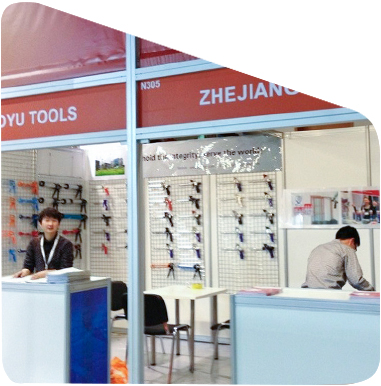 caulking gun manufacturer